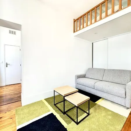 Apartment Mezzanine Cosy 4p Champs Elysees *